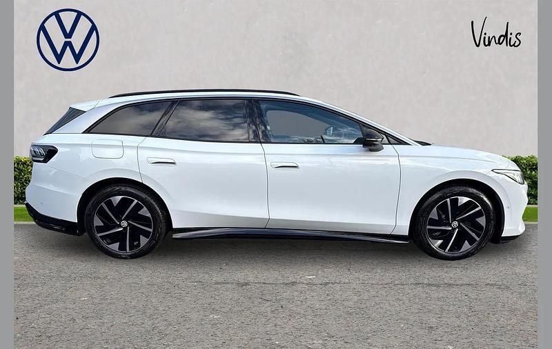 Used VW ID.7 Pro 206 kW (281 HP) 2025 White Estate