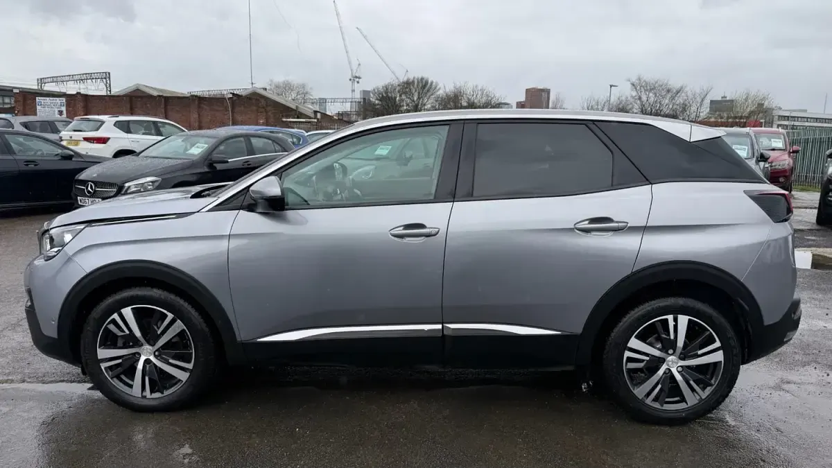 Second-hand Peugeot 3008 Allure 2017 Gri SUV