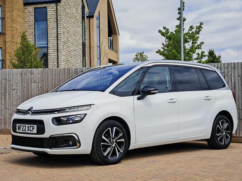 White Used 2022 Citroën C4 SpaceTourer PureTech MPV | £18,490 (Fair price) - Image 1/4