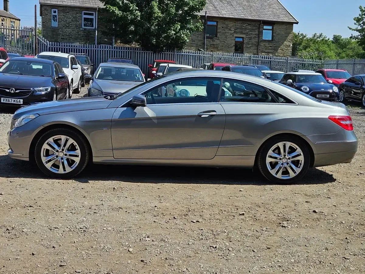 Used Mercedes E350 SE 2010 Silver Coupe