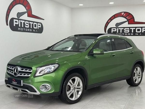Green Used 2017 Mercedes GLA220 Premium Plus SUV | £14,490 (A bit pricey) - Image 1/4