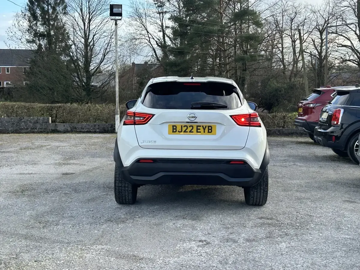 Used Nissan Juke Tekna 2022 White SUV