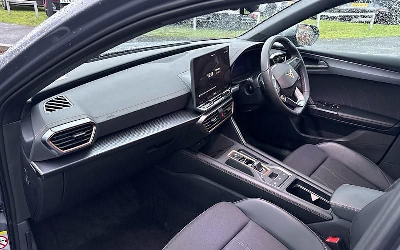 Used Cupra Leon 150 HP (110 kW) 2025 Hatchback