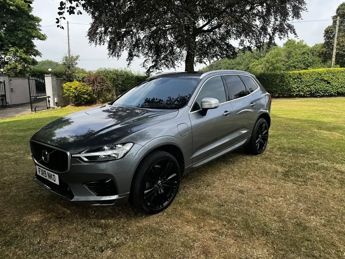 Used Volvo XC60 R-Design Pro 2019 Grey SUV