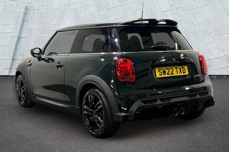 Used Mini John Cooper Works Hatch 228 HP (167 kW) 2022 Green Hatchback