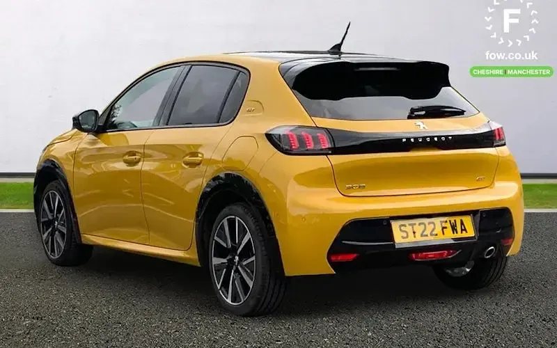 Used Peugeot 208 GTi 102 HP (75 kW) 2022 Yellow Hatchback