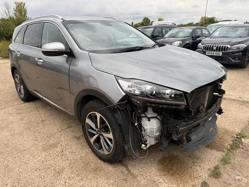 Grey Used 2018 Kia Sorento SUV | £6,500 - Image 1/4
