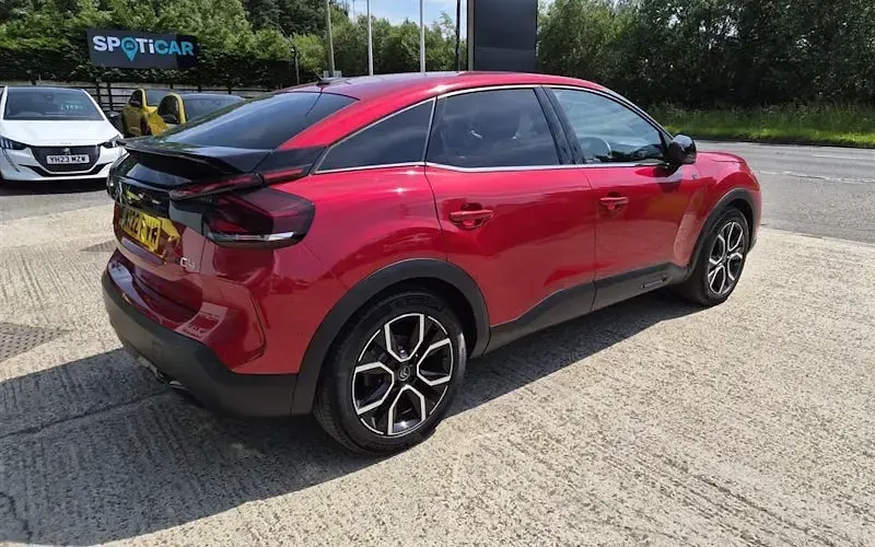 Used Citroën e-C4 Shine 100 kW (136 HP) 2022 Red Hatchback