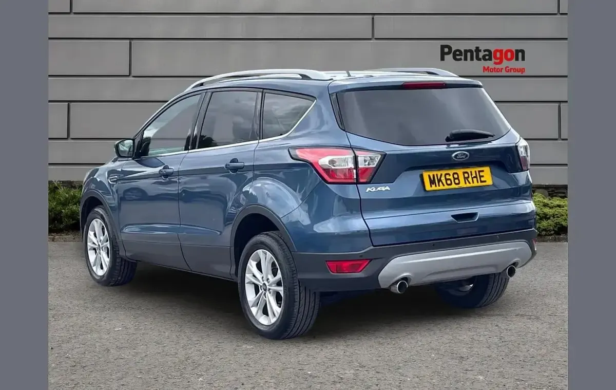 Used Ford Kuga Titanium 120 HP (88 kW) 2018 Blue SUV