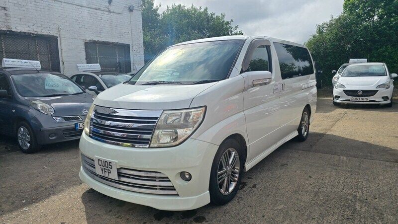 White Used 2020 Nissan Elgrand MPV | £4,995 (Good price) - Image 1/4