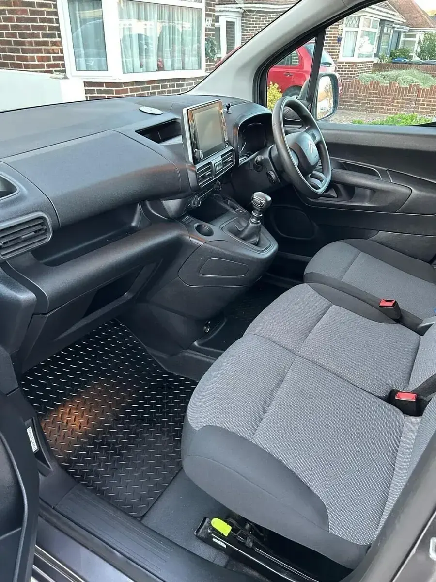 Used Citroën e-Berlingo PureTech 110 HP (80 kW) 2020 Grey