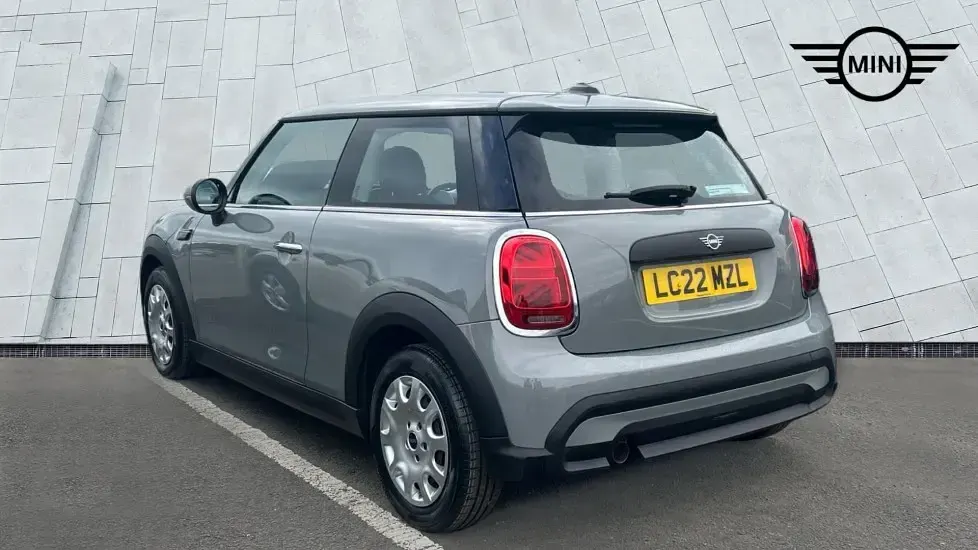 Used Mini ONE Classic 101 HP (74 kW) 2022 Grey Hatchback