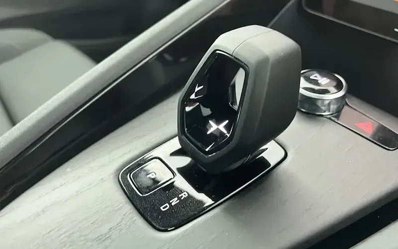 New Polestar 2 309 kW (421 HP) 2025 Blue Hatchback