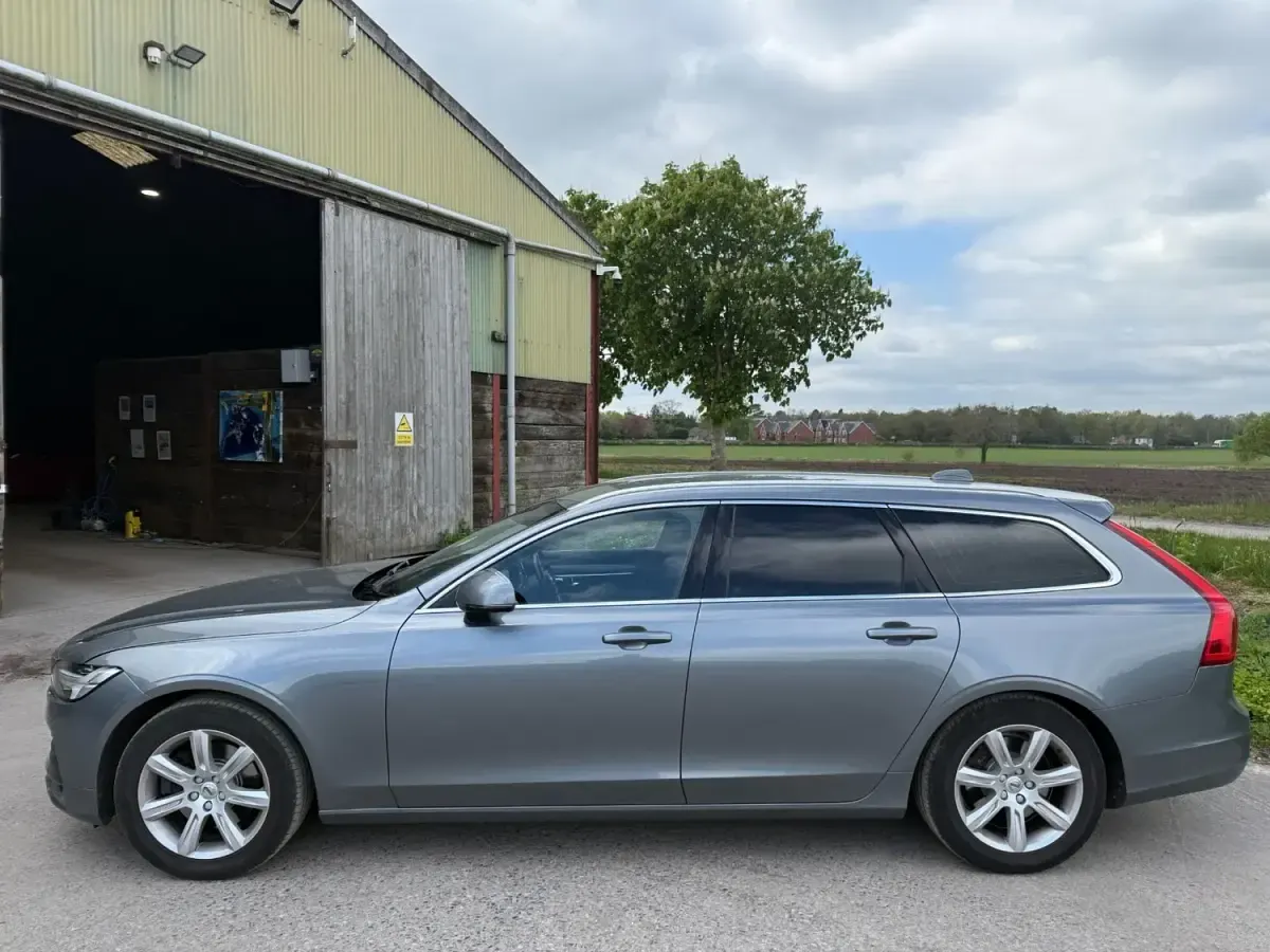 Second-hand Volvo V90 Momentum 2017 Gri Break
