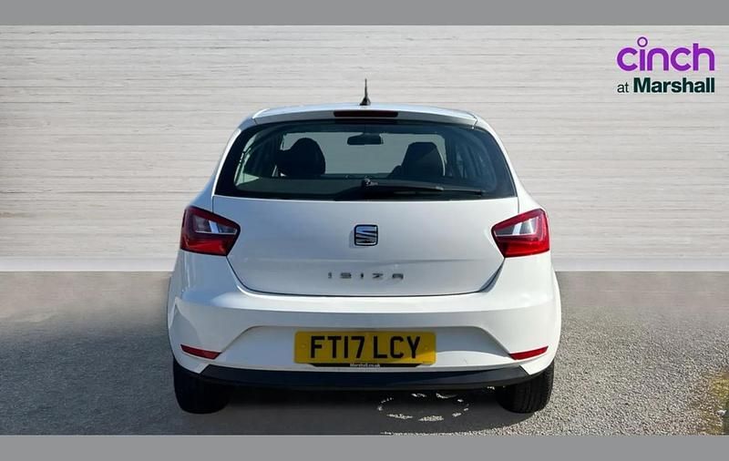 Used Seat Ibiza SE Technology 75 HP (55 kW) 2017 White Hatchback