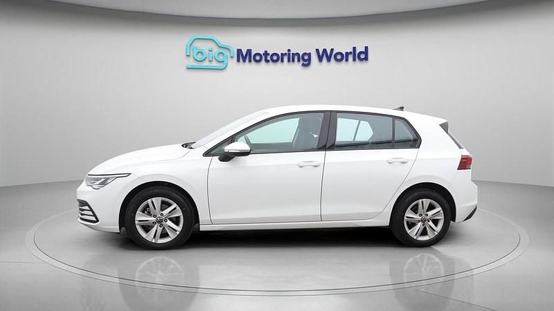 Used VW Golf VIII S 130 HP (95 kW) 2023 White Hatchback