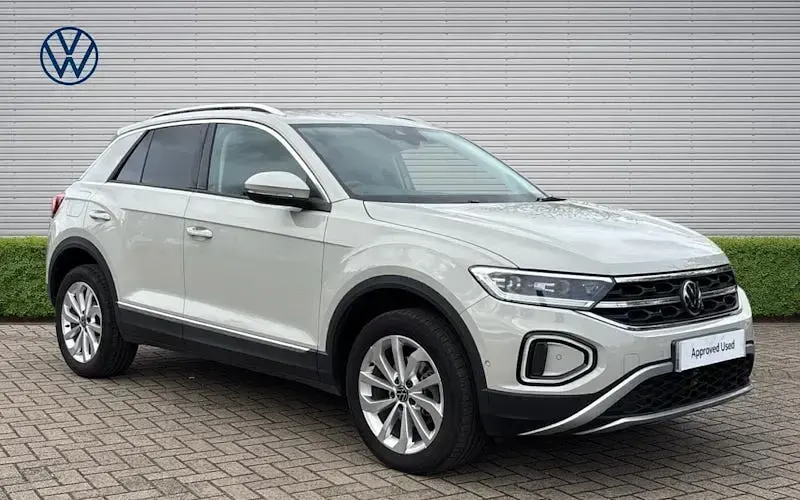 Usado VW T-Roc Style 110 CV (80 kW) 2023 SUV