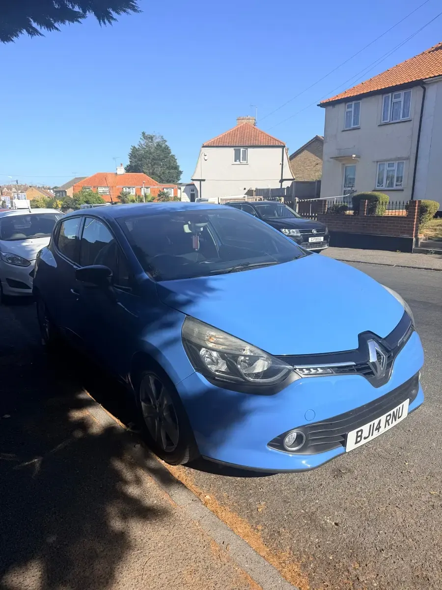 Used Renault Clio Dynamique 90 HP (66 kW) 2014 Blue Hatchback