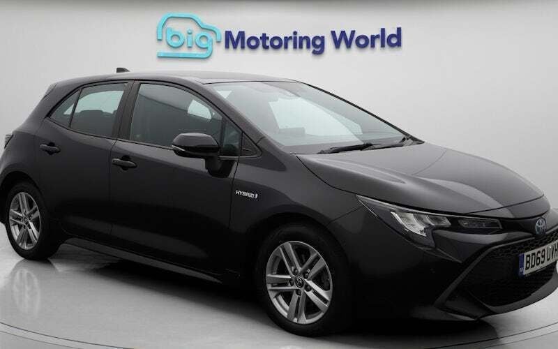 Used 2022 Toyota Corolla Hatchback | £14,400 (Super price) - Image 1/4