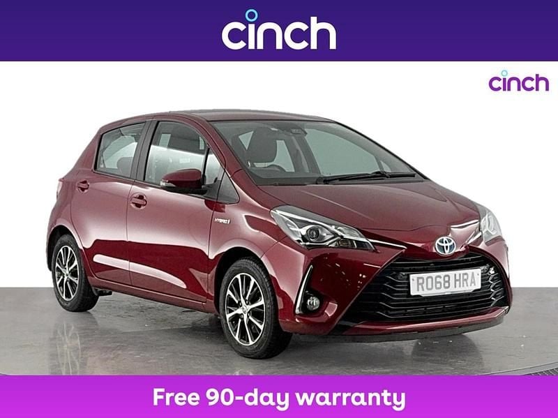 Red Used 2019 Toyota Yaris Hybrid Hatchback | £12,749 (Good price) - Image 1/3