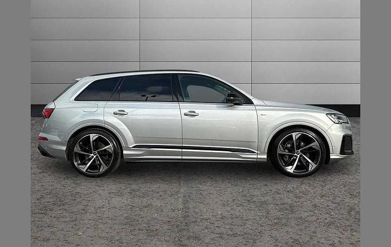 Used Audi SQ7 Black Edition 500 HP (367 kW) 2022 Silver SUV