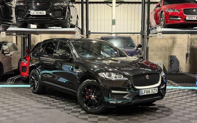 Used 2020 Jaguar F-Pace R-Sport SUV | £15,989 (Super price) - Image 1/3
