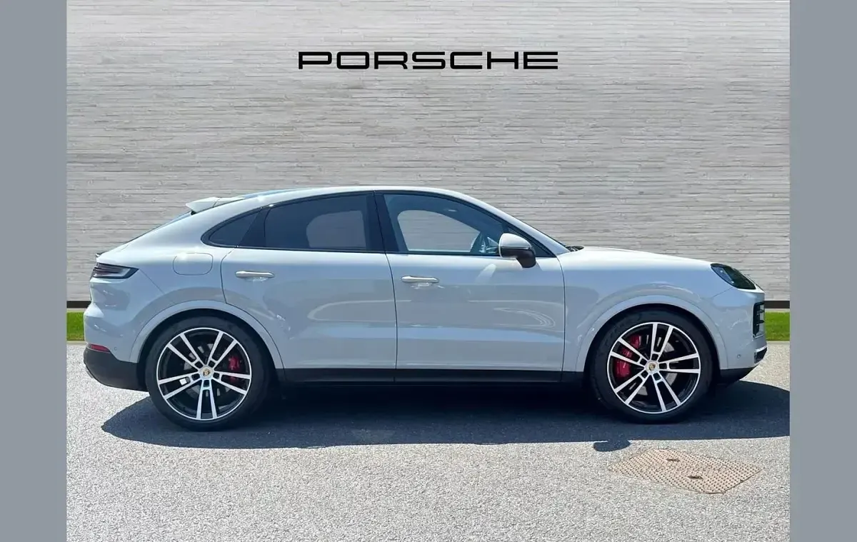 Used Porsche Cayenne S 468 HP (344 kW) 2024 Grey SUV