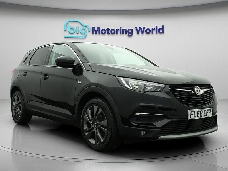 Black Used 2018 Vauxhall Grandland X Sport SUV | £9,300 (Fair price) - Image 1/4