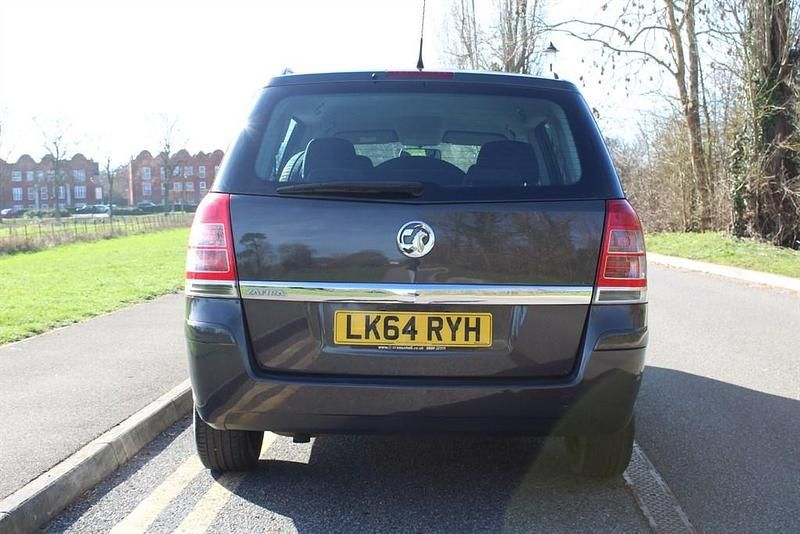 Used Vauxhall Zafira 120 HP (88 kW) 2014 Grey MPV