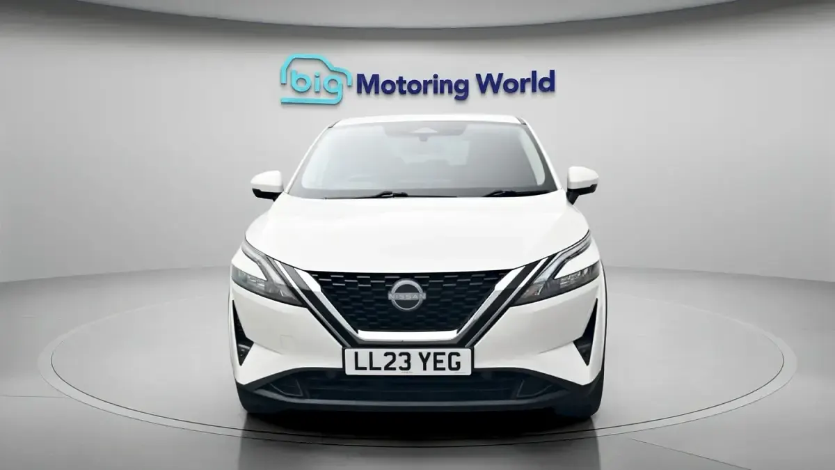 Used Nissan Qashqai N-Connecta 140 HP (102 kW) 2023 White SUV