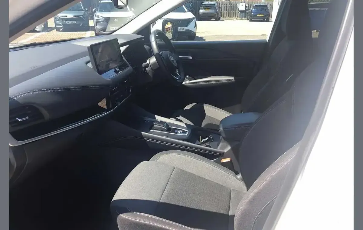 Used Nissan Qashqai N-Connecta 187 HP (137 kW) 2024 White SUV