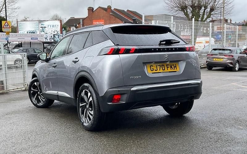 Used Peugeot 2008 Allure Premium 101 HP (74 kW) 2022 SUV