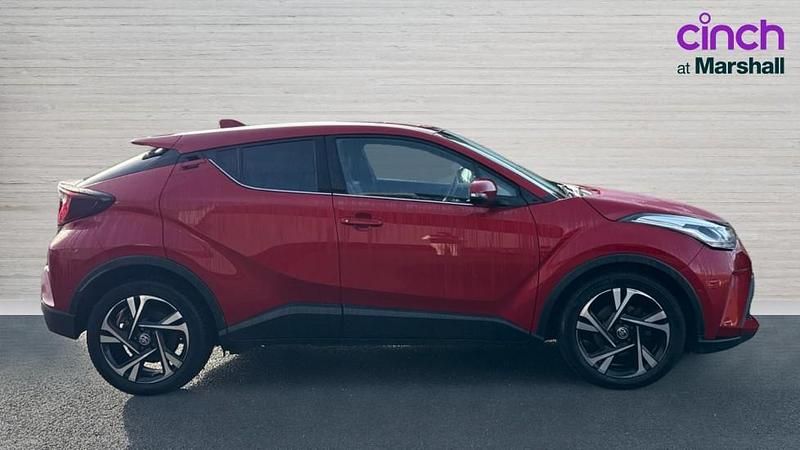 Used Toyota C-HR Design 122 HP (89 kW) 2022 Red SUV