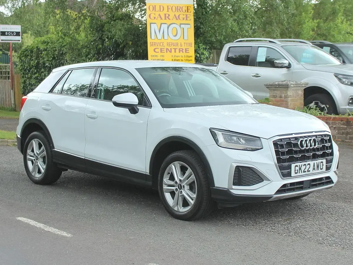 Begagnad Audi Q2 Sport 150 HK (110 kW) 2022 Vit SUV