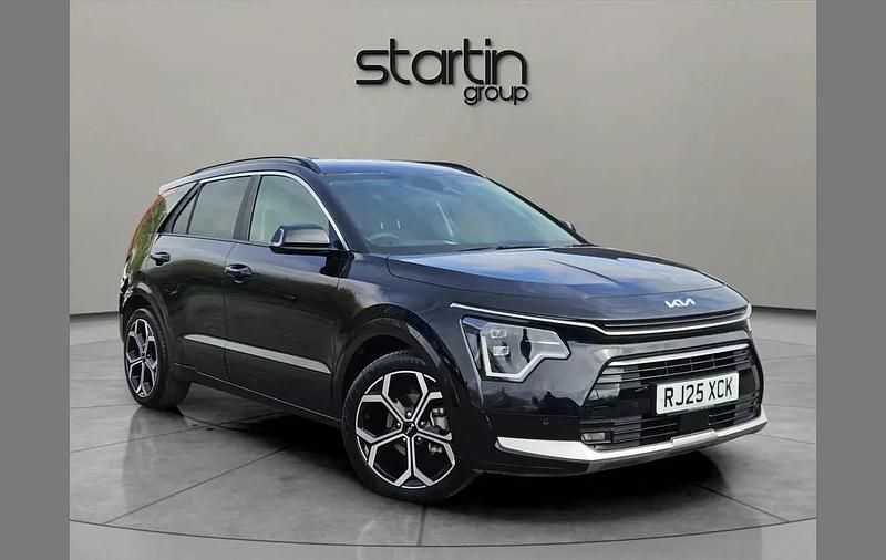 Used Kia Niro 127 HP (93 kW) 2025 Black SUV