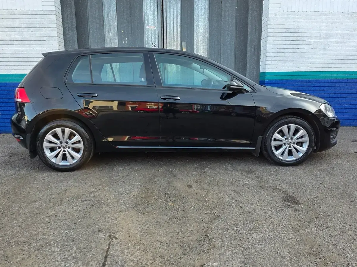 Used VW Golf VII SE 2014 Black Hatchback