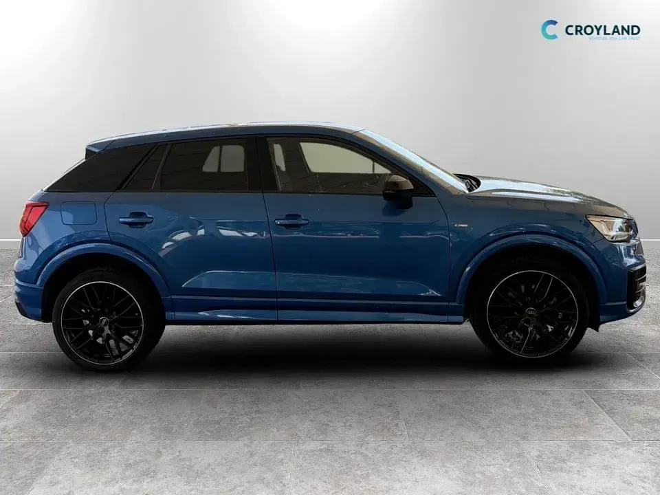 Used Audi Q2 Black Edition 116 HP (85 kW) 2020 Blue SUV
