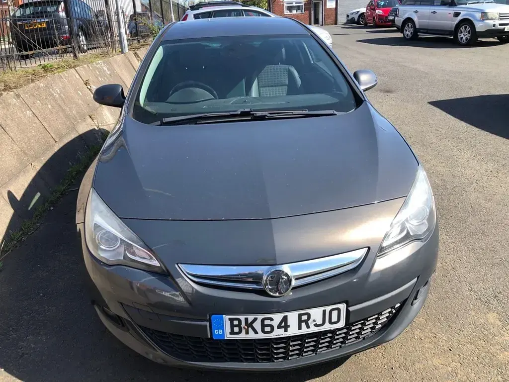 Second-hand Vauxhall Astra GTC SRi 200 CP (147 kW) 2014 Gri Hatchback