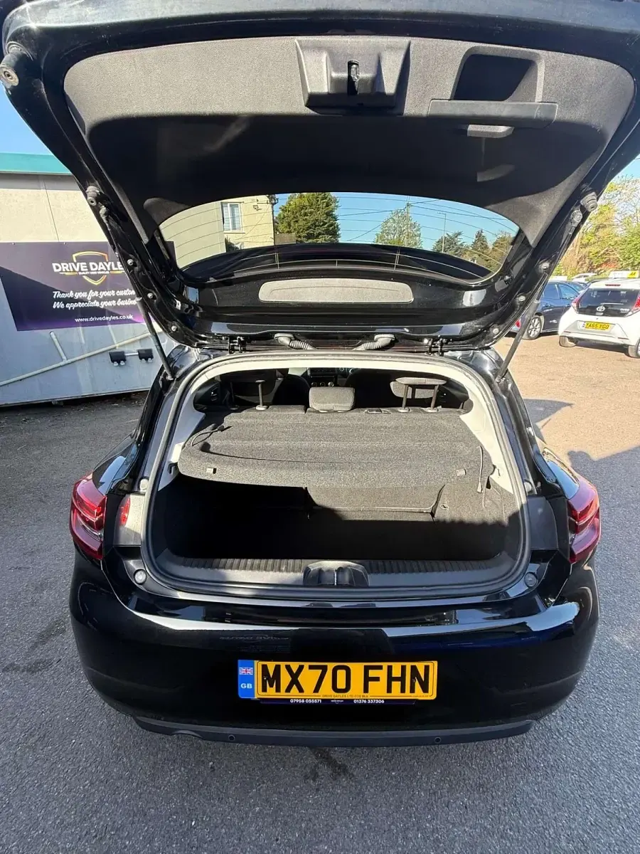 Used Renault Clio V Iconic 2020 Black Hatchback