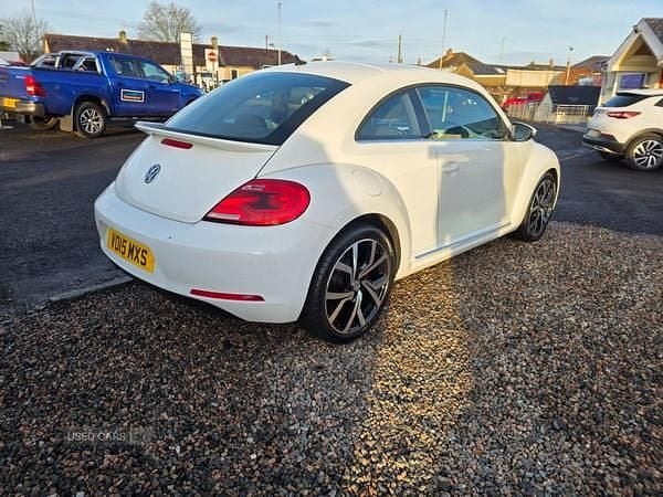 Used VW Beetle Design 160 HP (117 kW) 2015 White Hatchback