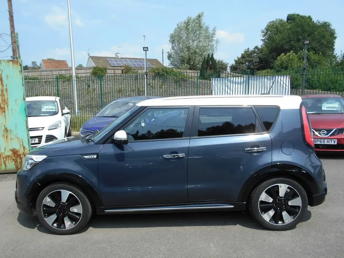 Used Kia Soul 128 HP (94 kW) 2015 Blue SUV