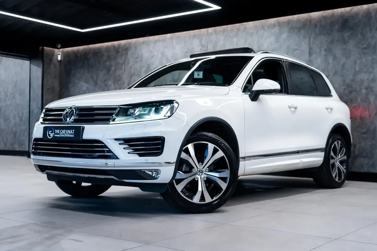 Used VW Touareg R-line 262 HP (192 kW) 2016 White SUV
