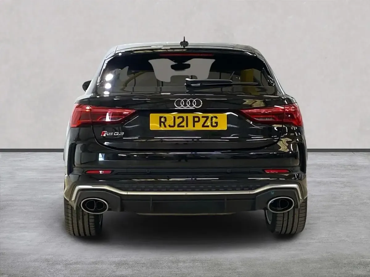 Used Audi RS Q3 Sportback Comfort 400 HP (294 kW) 2021 Black SUV