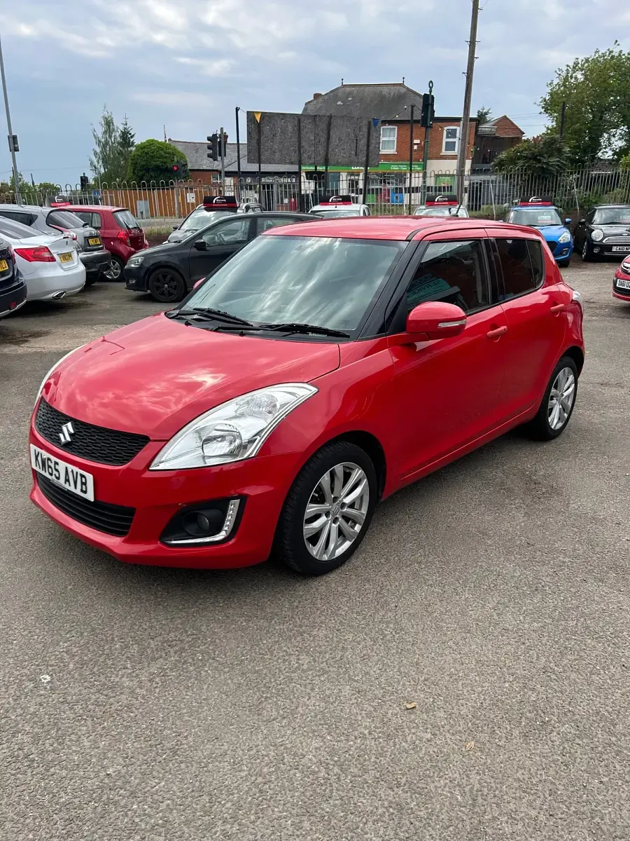 Usado Suzuki Swift SZ4 2015 Vermelho Citadino
