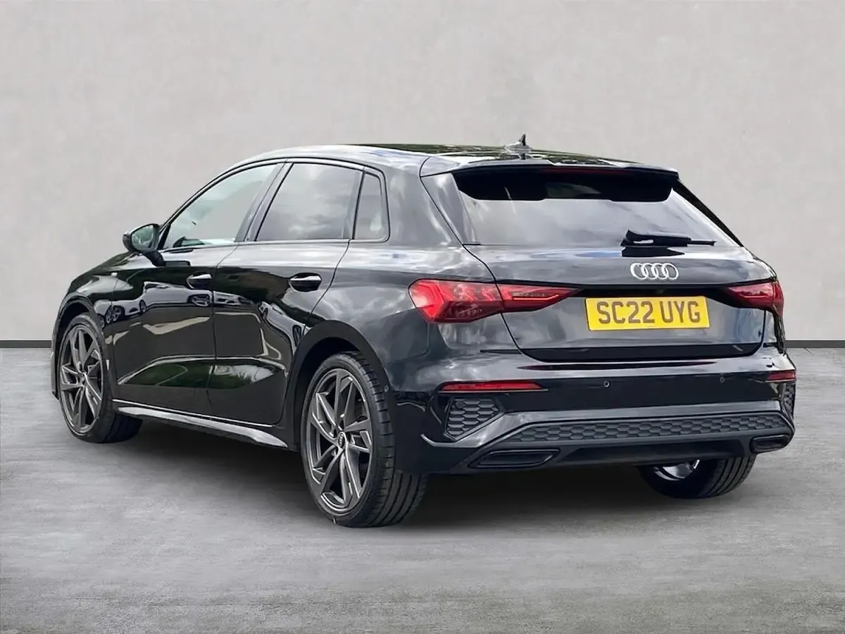 Used Audi A3 Sportback Advanced 150 HP (110 kW) 2022 Black Hatchback
