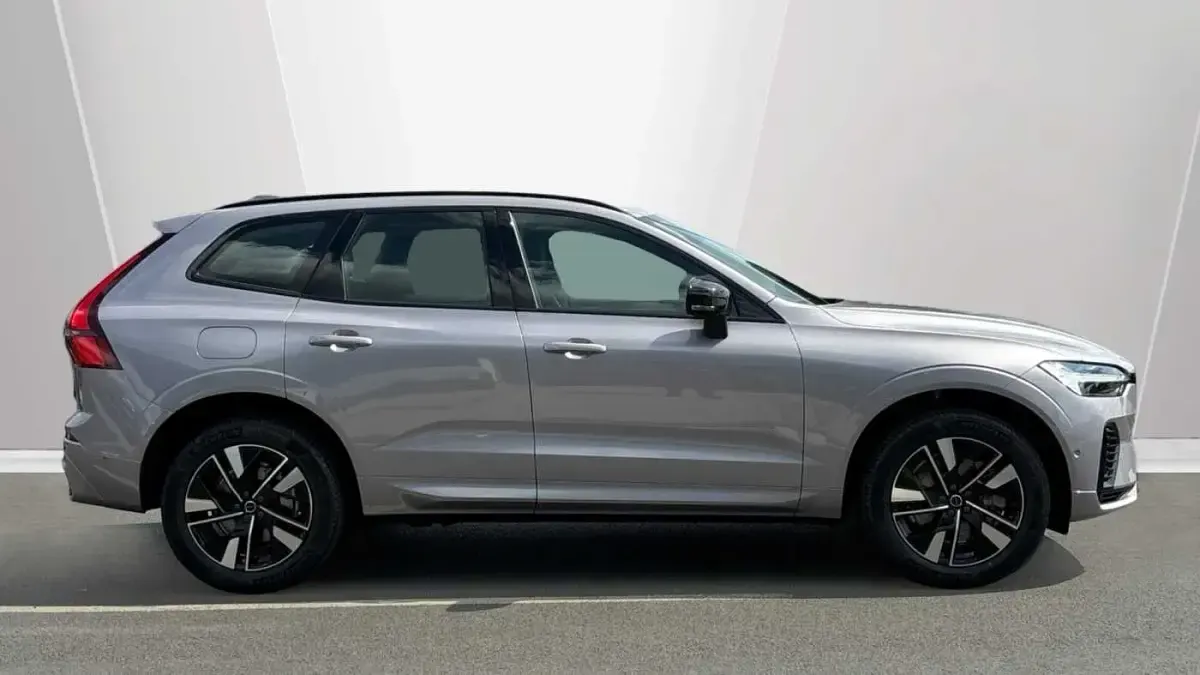 New Volvo XC60 Plus 349 HP (256 kW) 2025 SUV