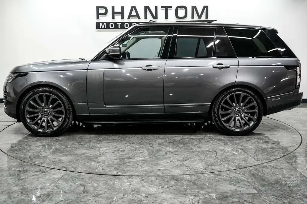 Used Land Rover Range Rover Vogue SE 275 HP (202 kW) 2019 Grey SUV