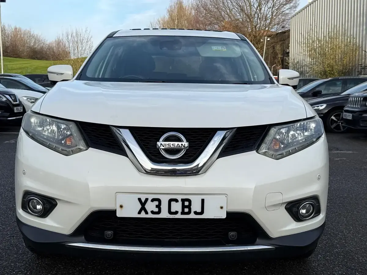 Used Nissan X-Trail Acenta 130 HP (95 kW) 2015 White SUV