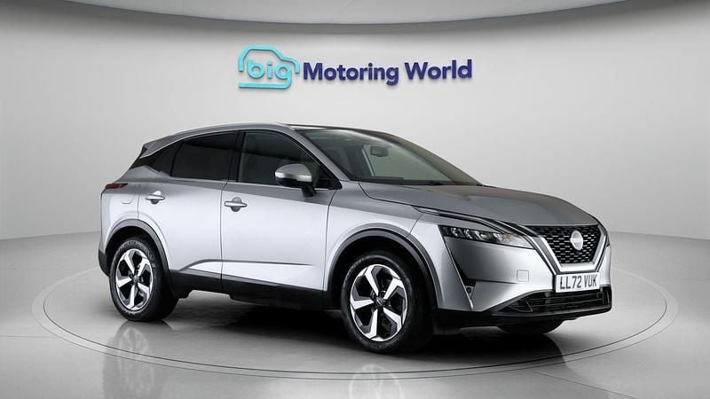 Used 2022 Nissan Qashqai N-Connecta SUV | £12,600 (Fair price) - Image 1/4