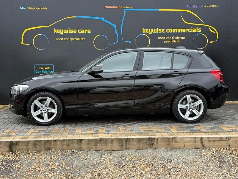 Usado BMW 118 Sport Line 2013 Preto Citadino